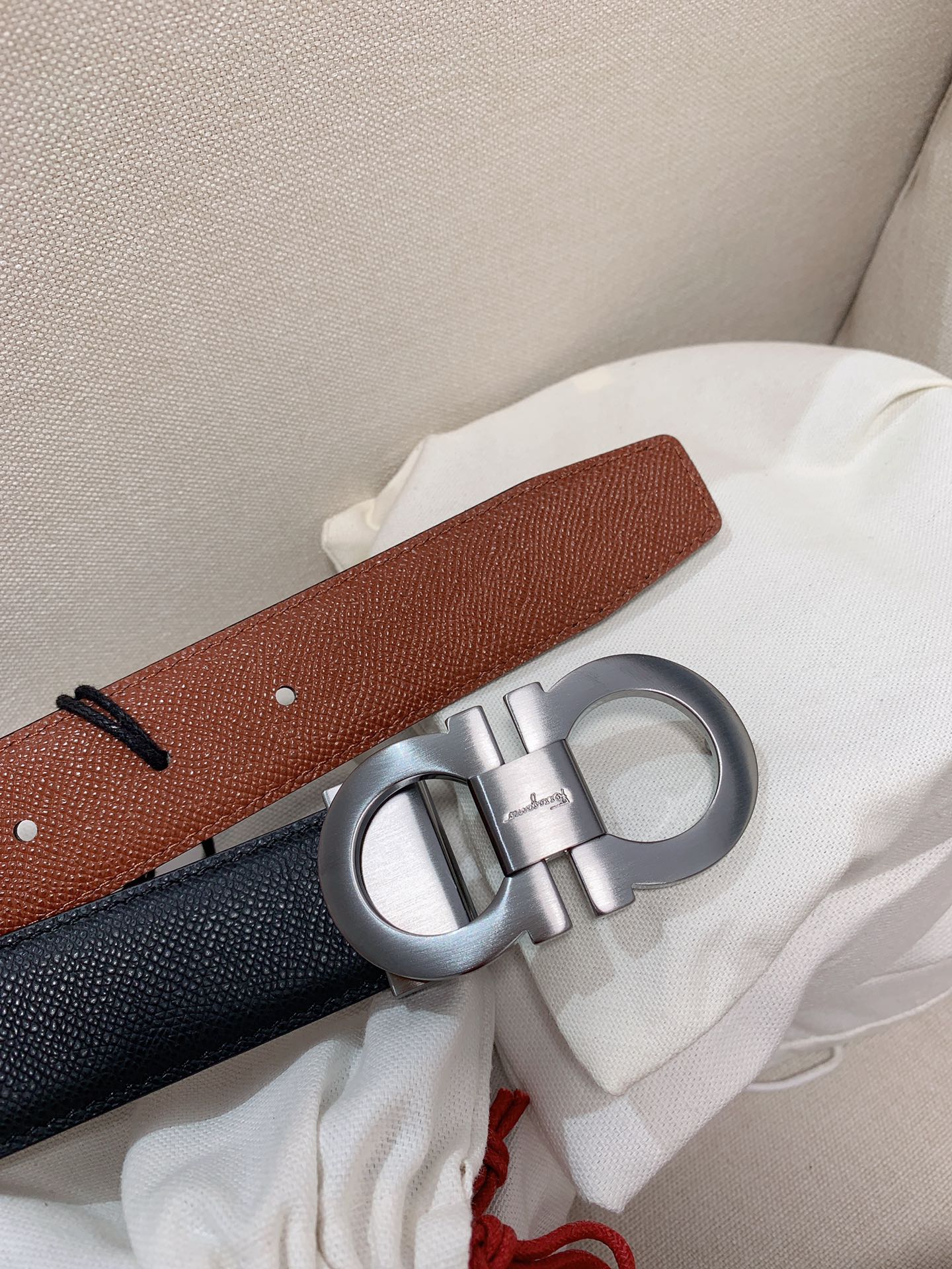 Salvatore Ferragamo Male Leather Belt M