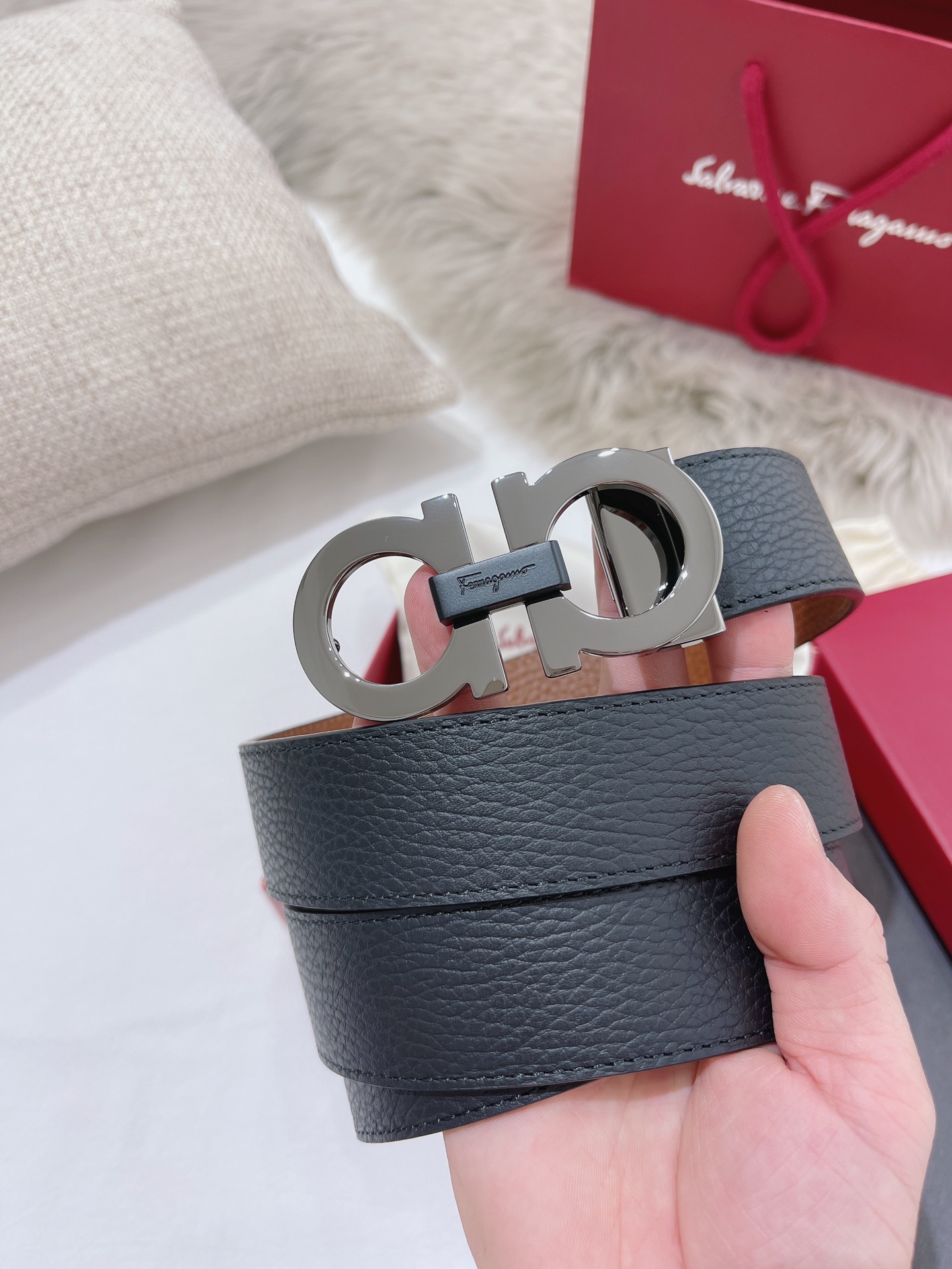 Salvatore Ferragamo Male Leather Belt M