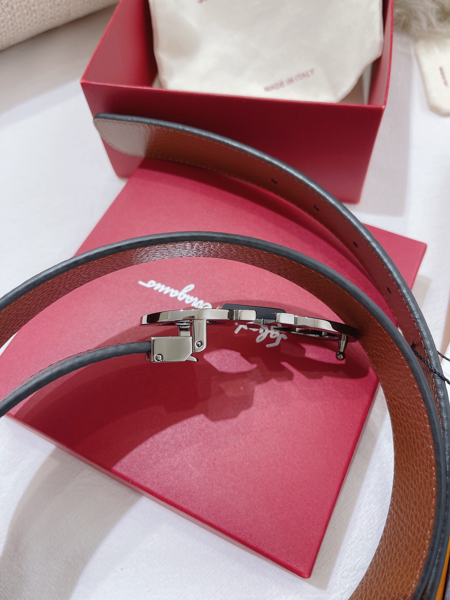 Salvatore Ferragamo Male Leather Belt M
