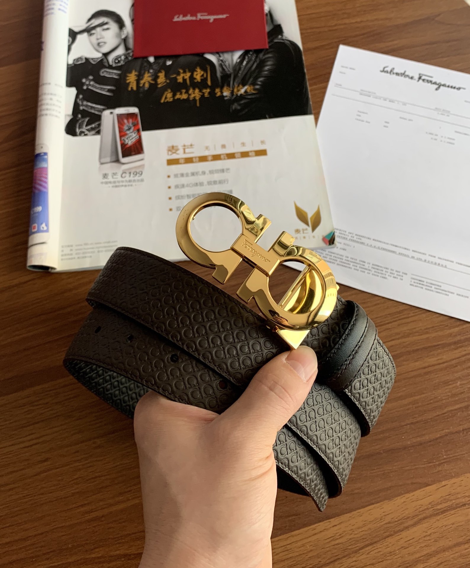 Salvatore Ferragamo Male Leather Belt M