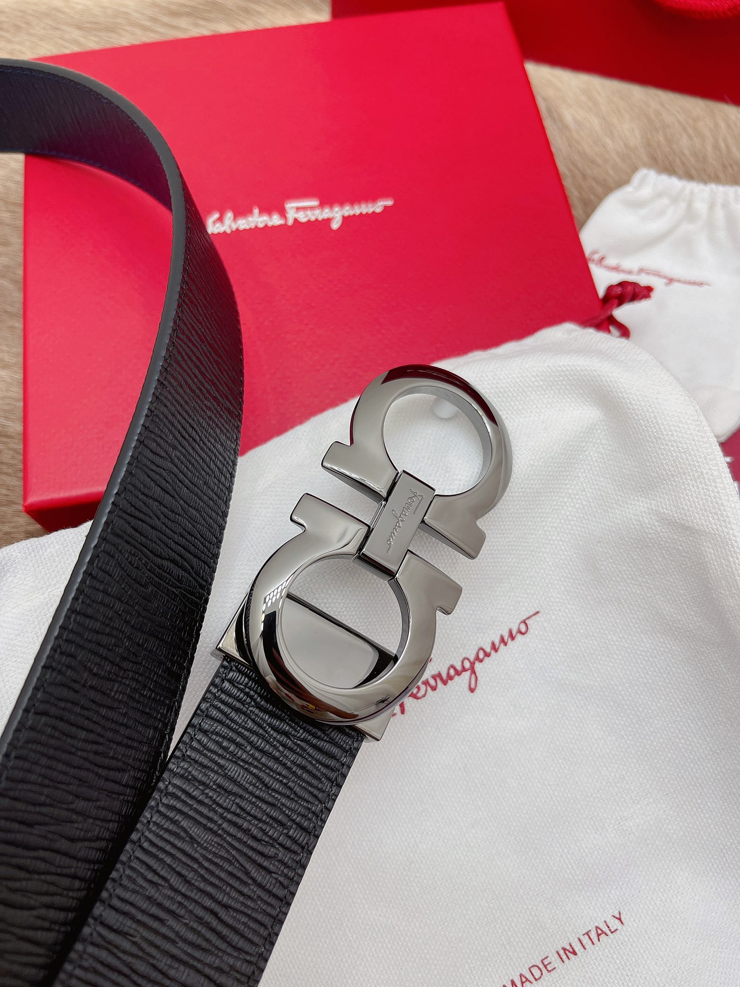 Salvatore Ferragamo Male Leather Belt M