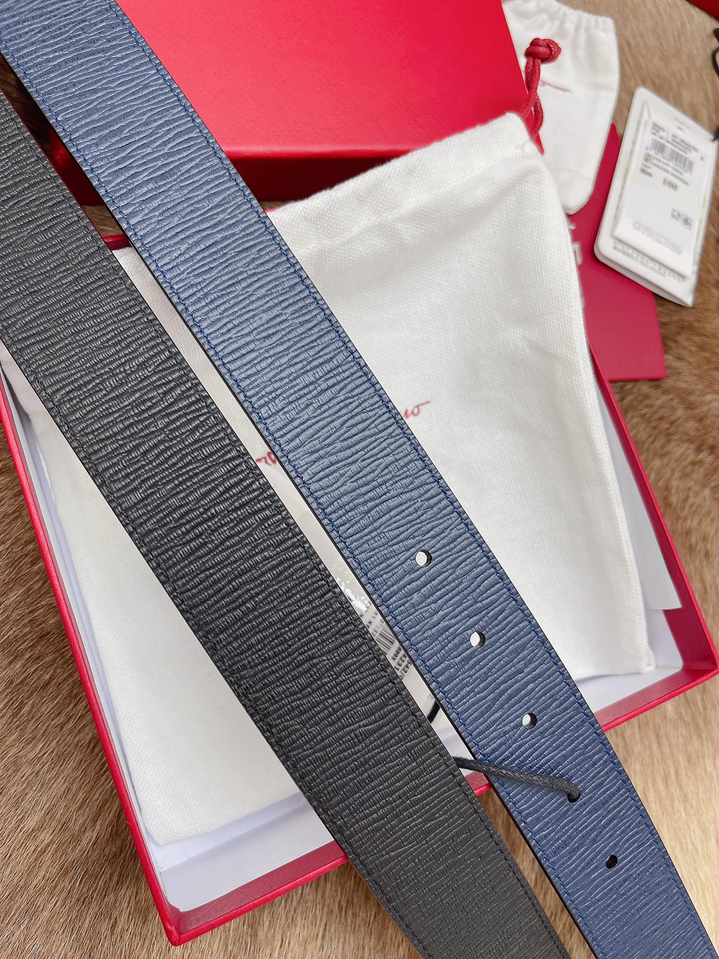 Salvatore Ferragamo Male Leather Belt M