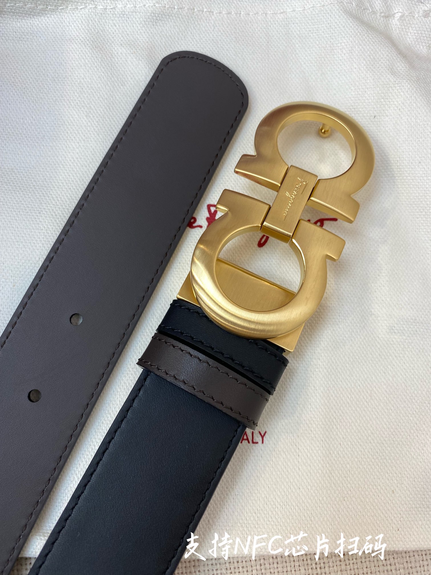 Salvatore Ferragamo Male Leather Belt M