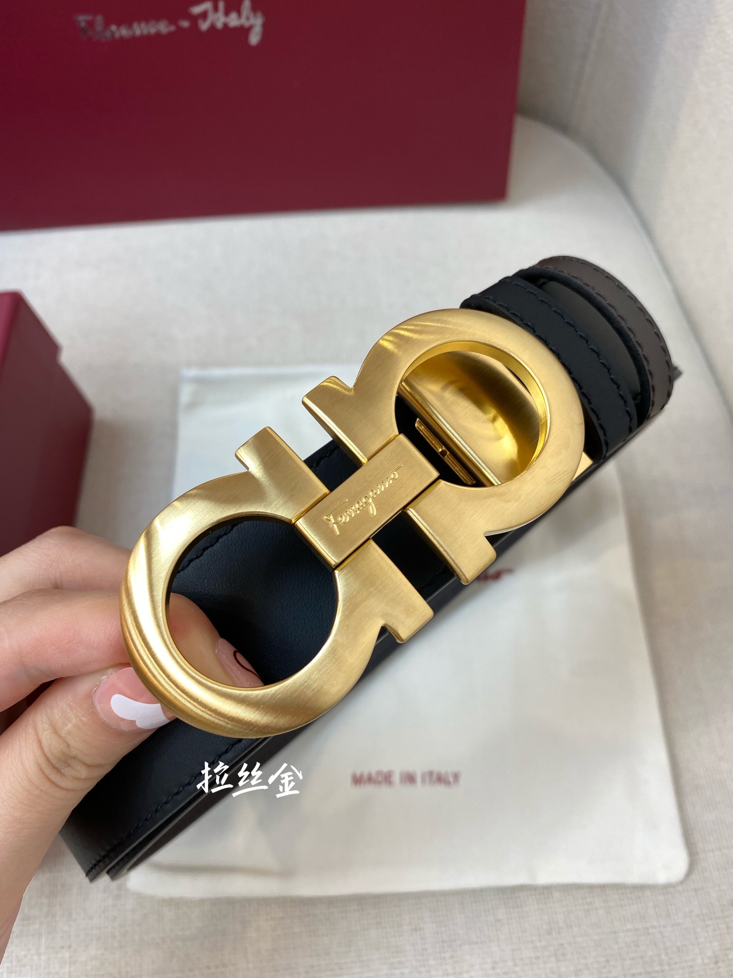 Salvatore Ferragamo Male Leather Belt M