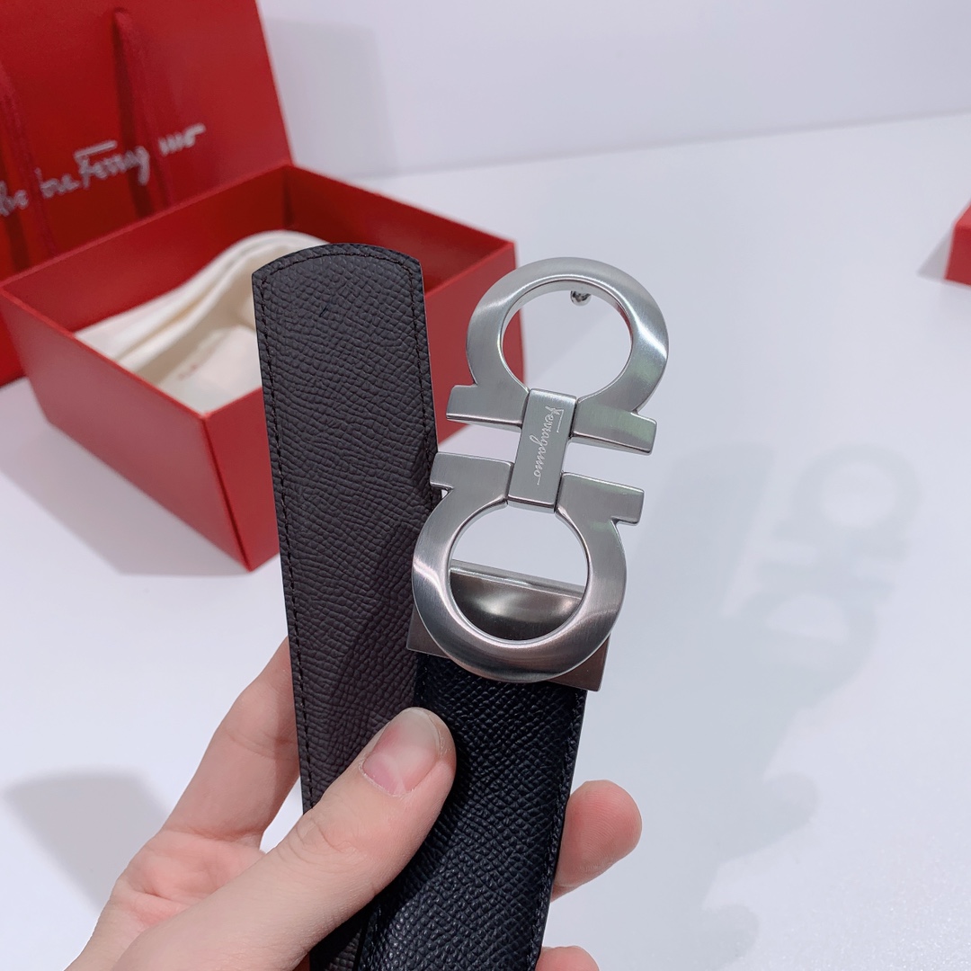 Salvatore Ferragamo Male Leather Belt M