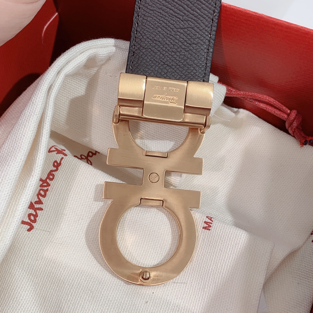 Salvatore Ferragamo Male Leather Belt M