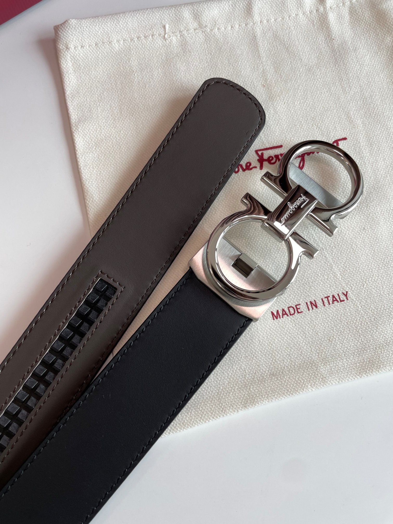 Salvatore Ferragamo Male Leather Belt M