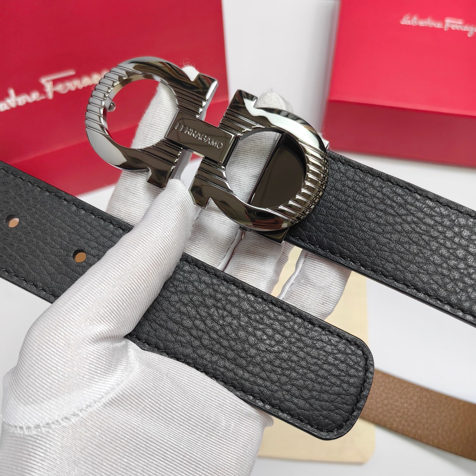 Salvatore Ferragamo Male Leather Belt Cow Leather M