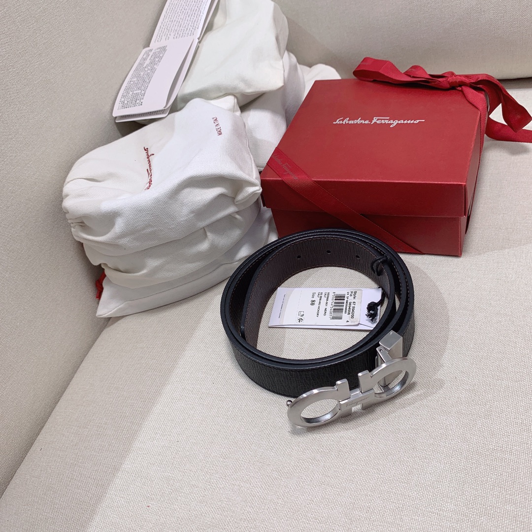 Salvatore Ferragamo Leather Belt M