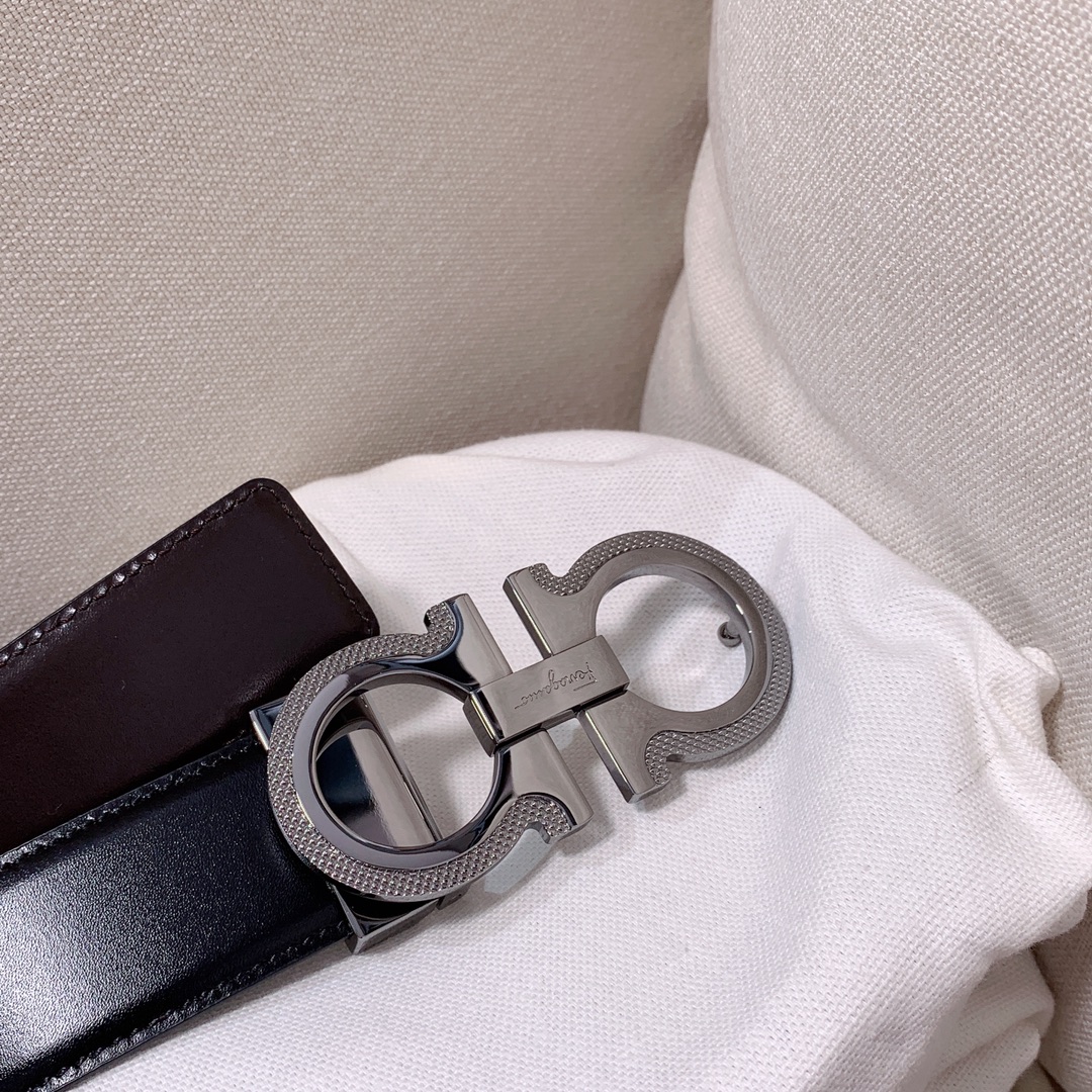 Salvatore Ferragamo Male Leather Belt M