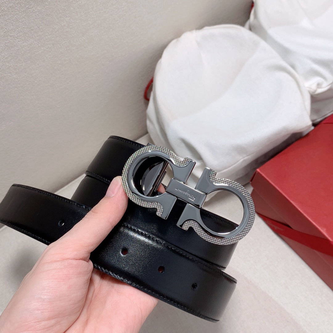 Salvatore Ferragamo Male Leather Belt M