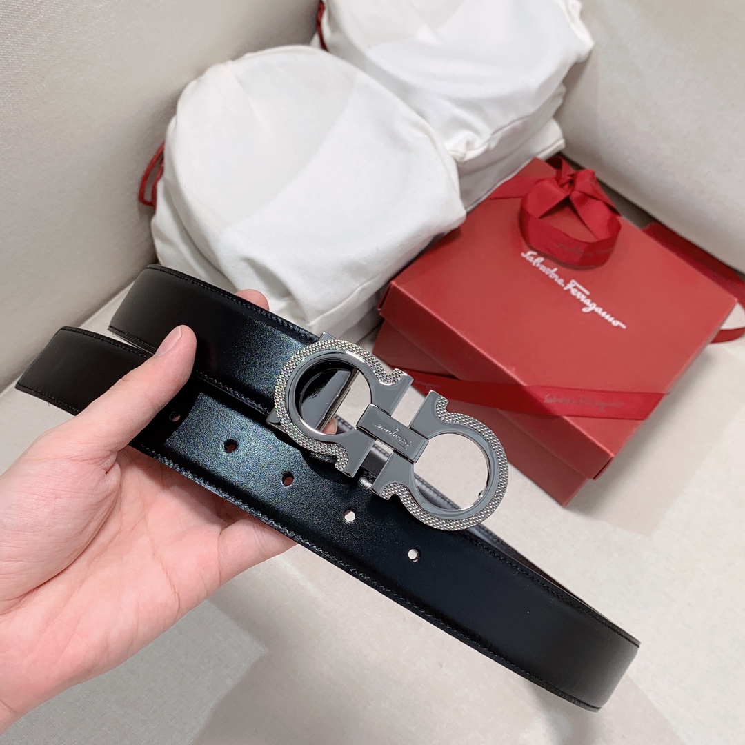 Salvatore Ferragamo Male Leather Belt M