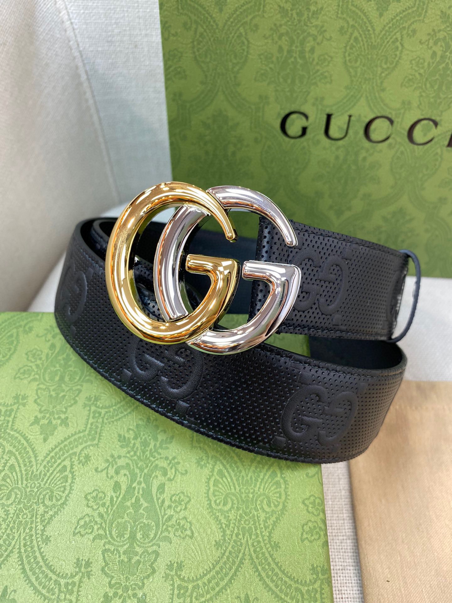 Gucci Male Leather Belt Top Grain Leather M