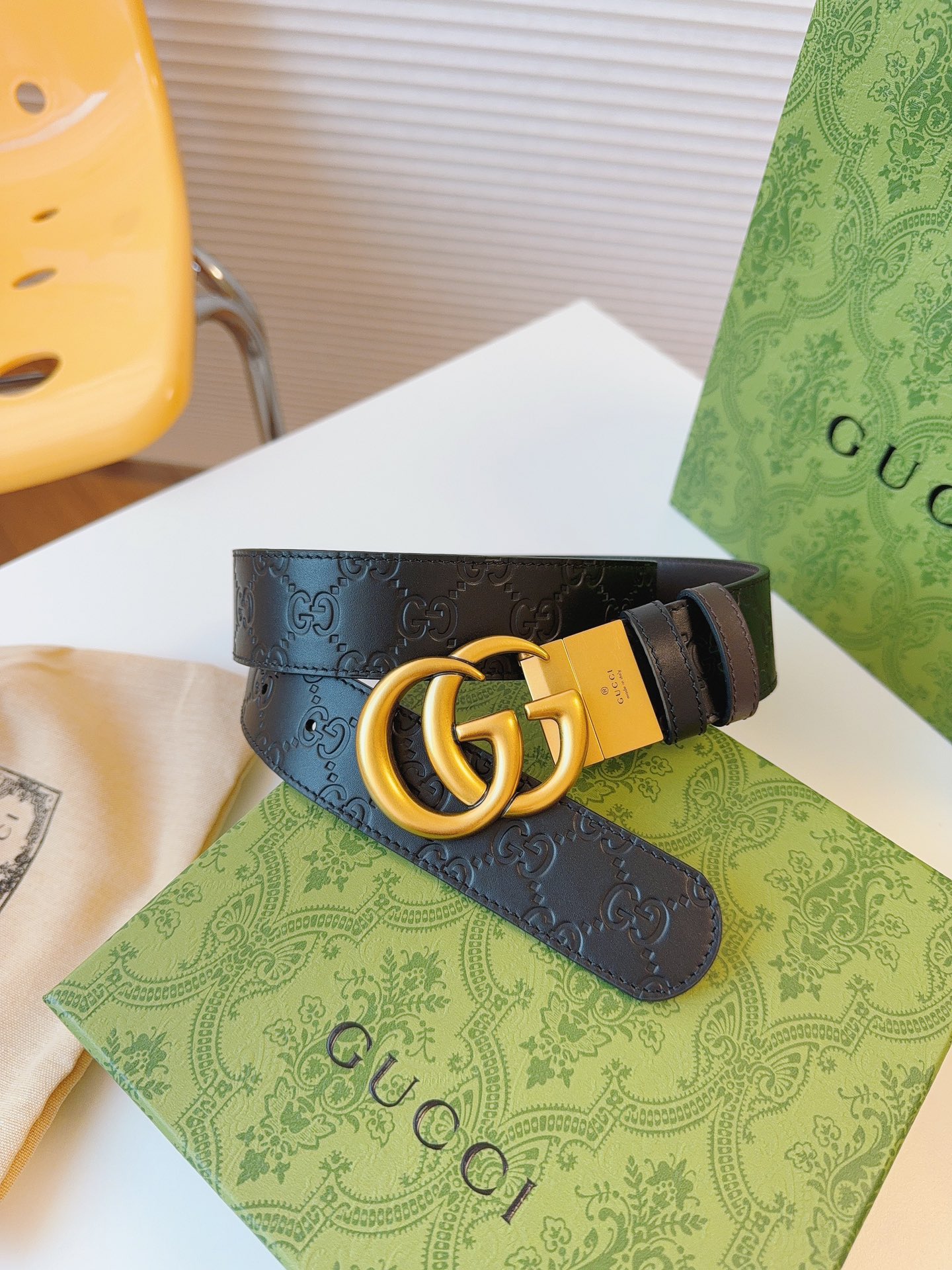 Gucci Leather Belt M