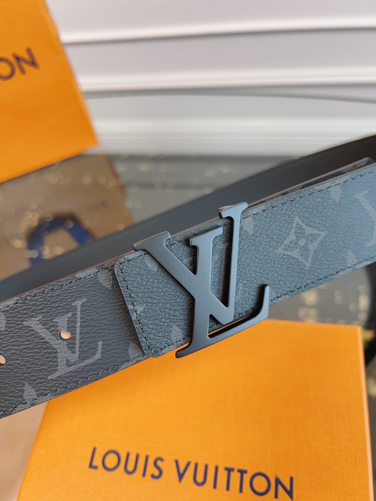 Louis Vuitton Male Basic Belt Cow Leather Black S-m-l