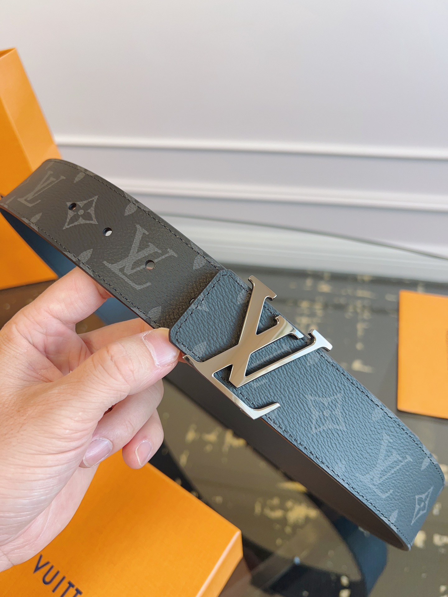 Louis Vuitton Male Basic Belt Cow Leather Black S-m-l