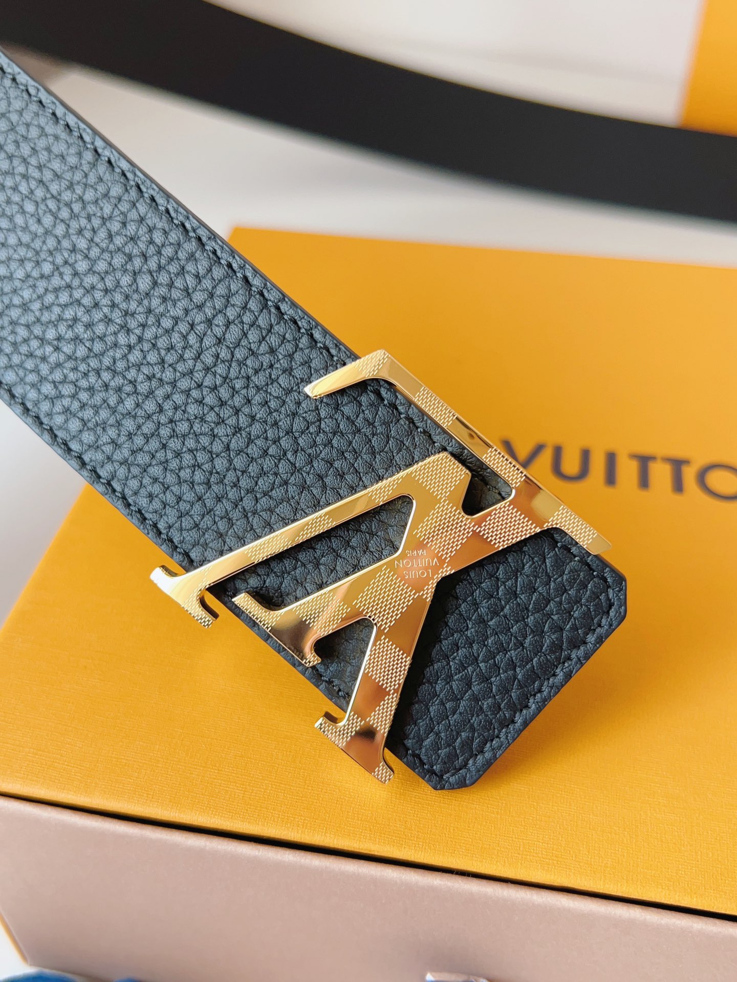 Louis Vuitton Male Basic Belt Cow Leather S-m-l