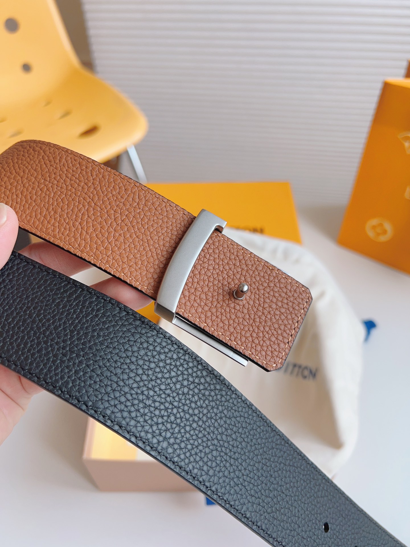 Louis Vuitton Leather Belt M-l