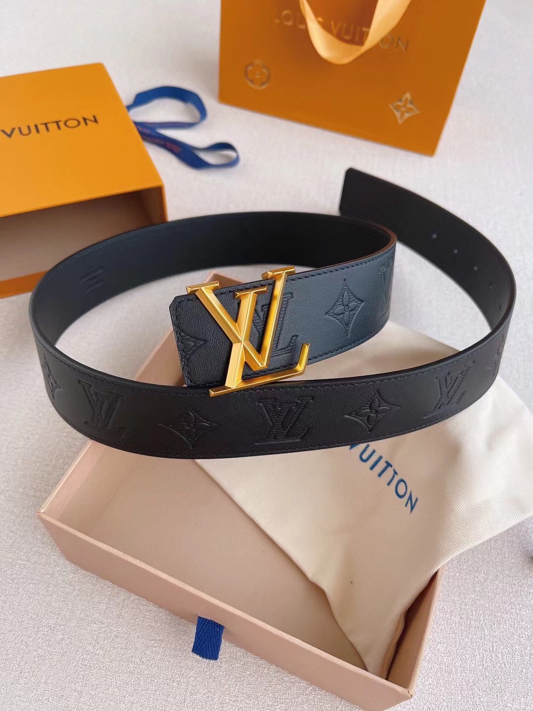 Louis Vuitton Basic Belt Cow Leather 40mm-m-l