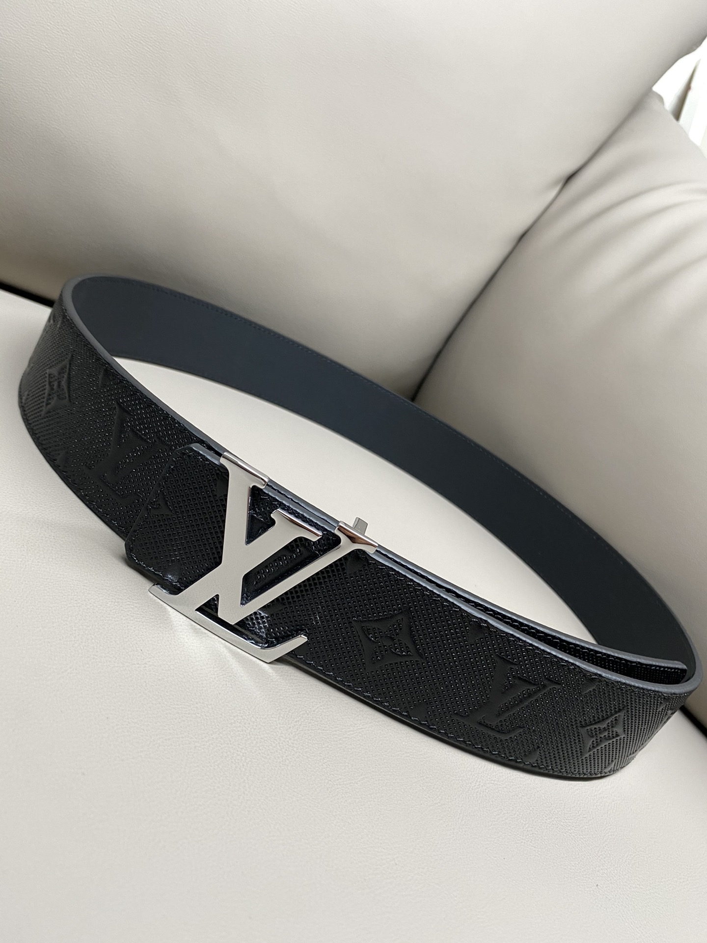 Louis Vuitton Basic Belt Cow Leather L
