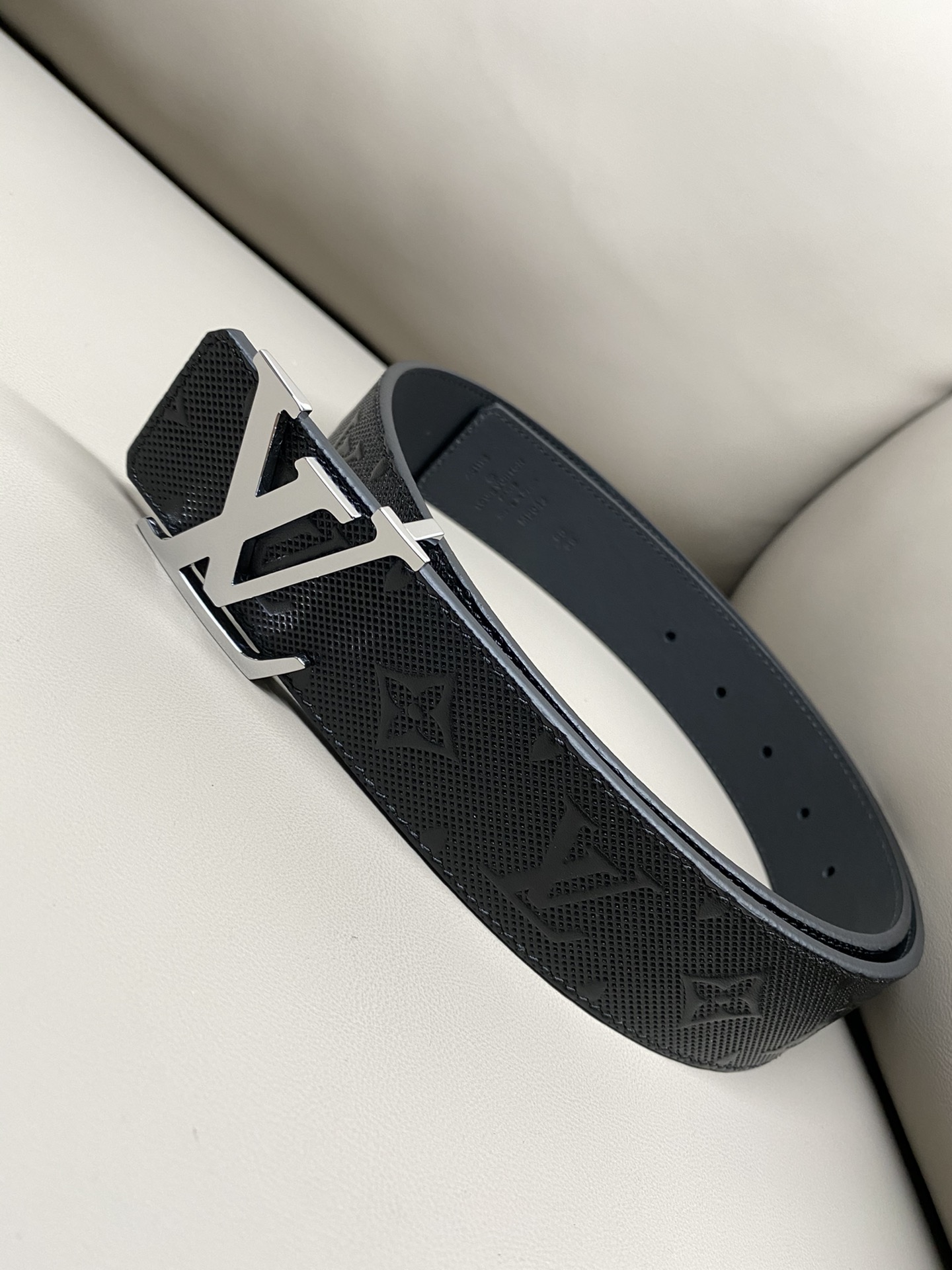 Louis Vuitton Basic Belt Cow Leather L