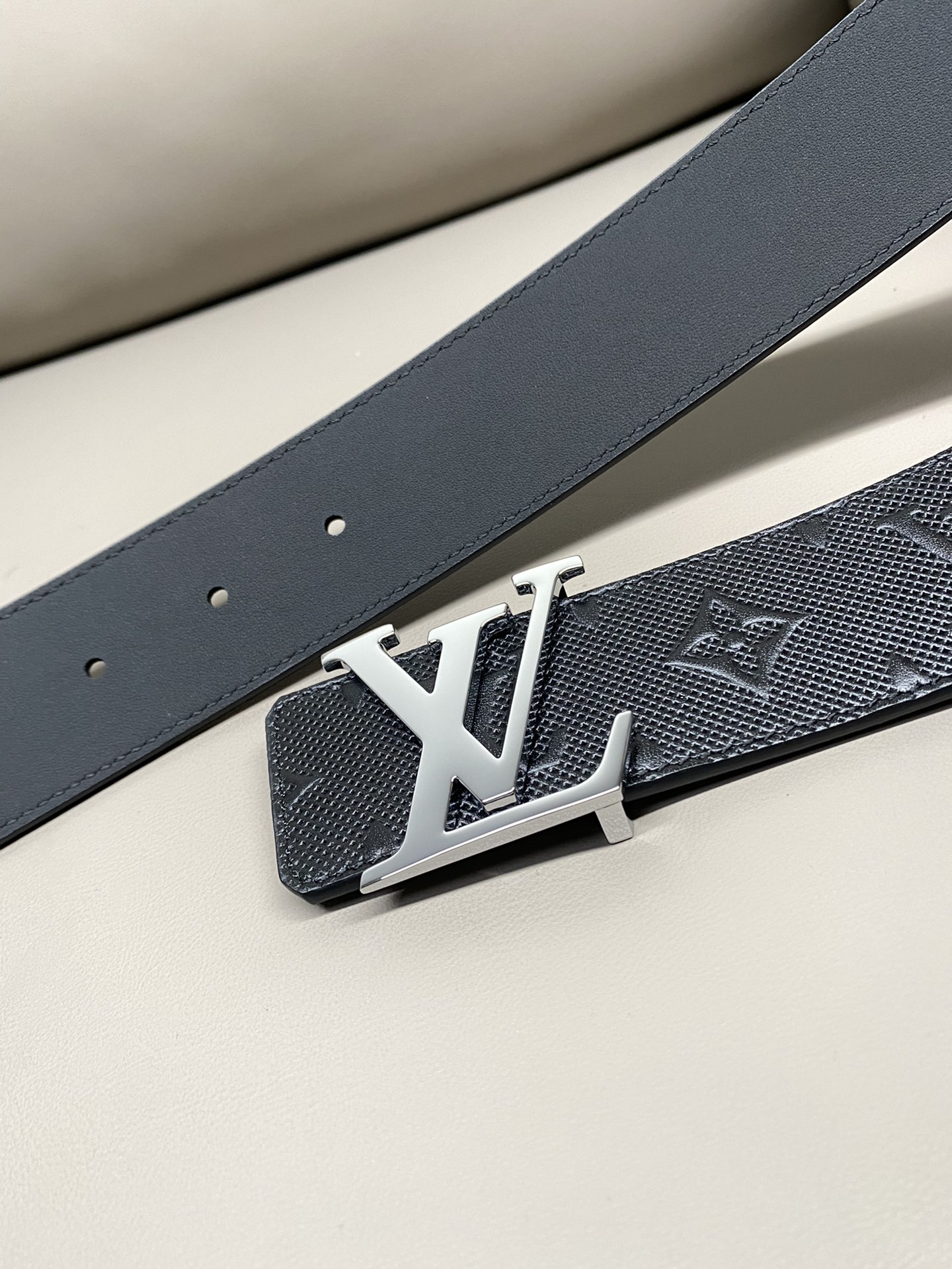 Louis Vuitton Basic Belt Cow Leather L
