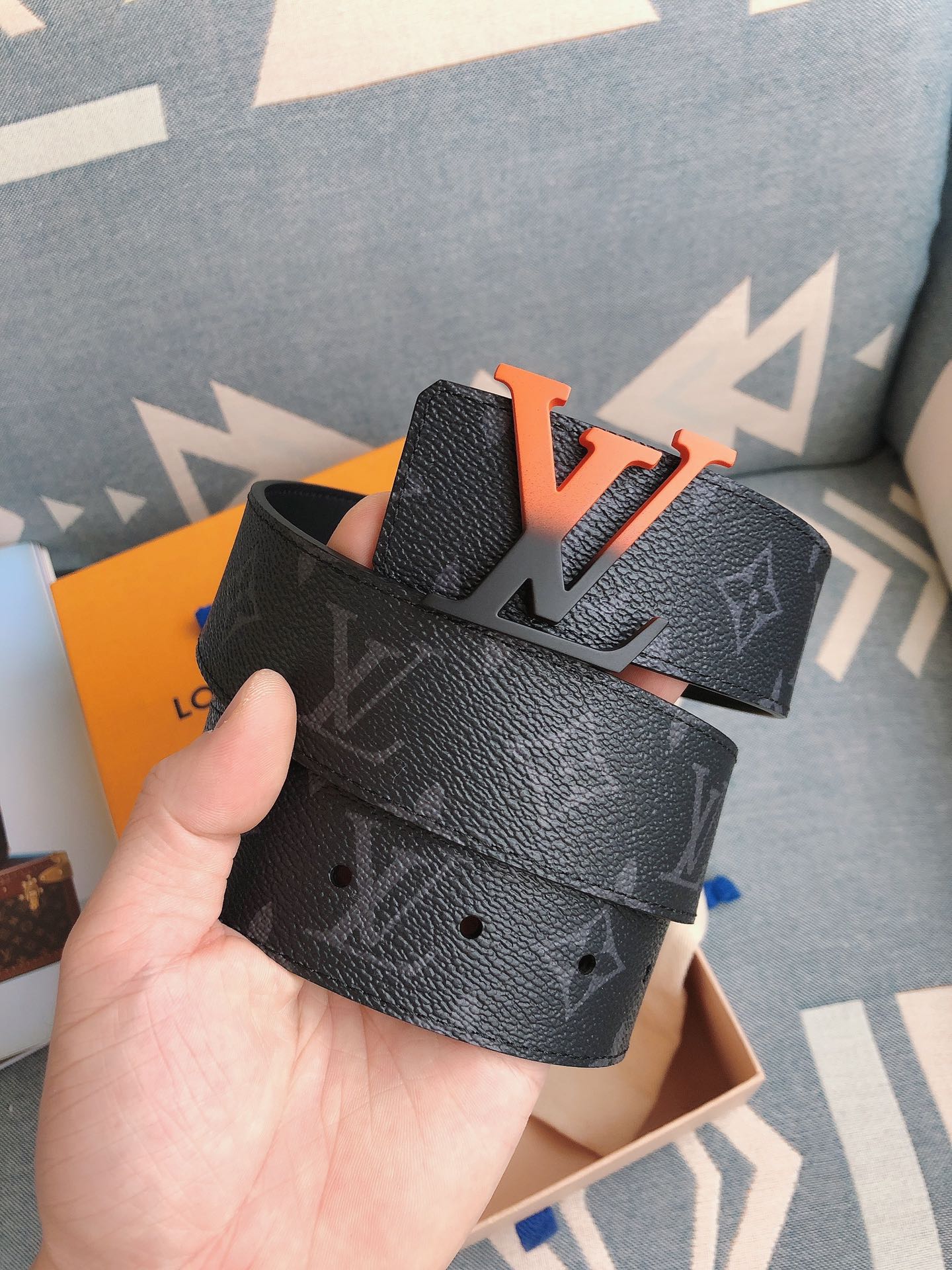 Louis Vuitton Male Leather Belt M-l