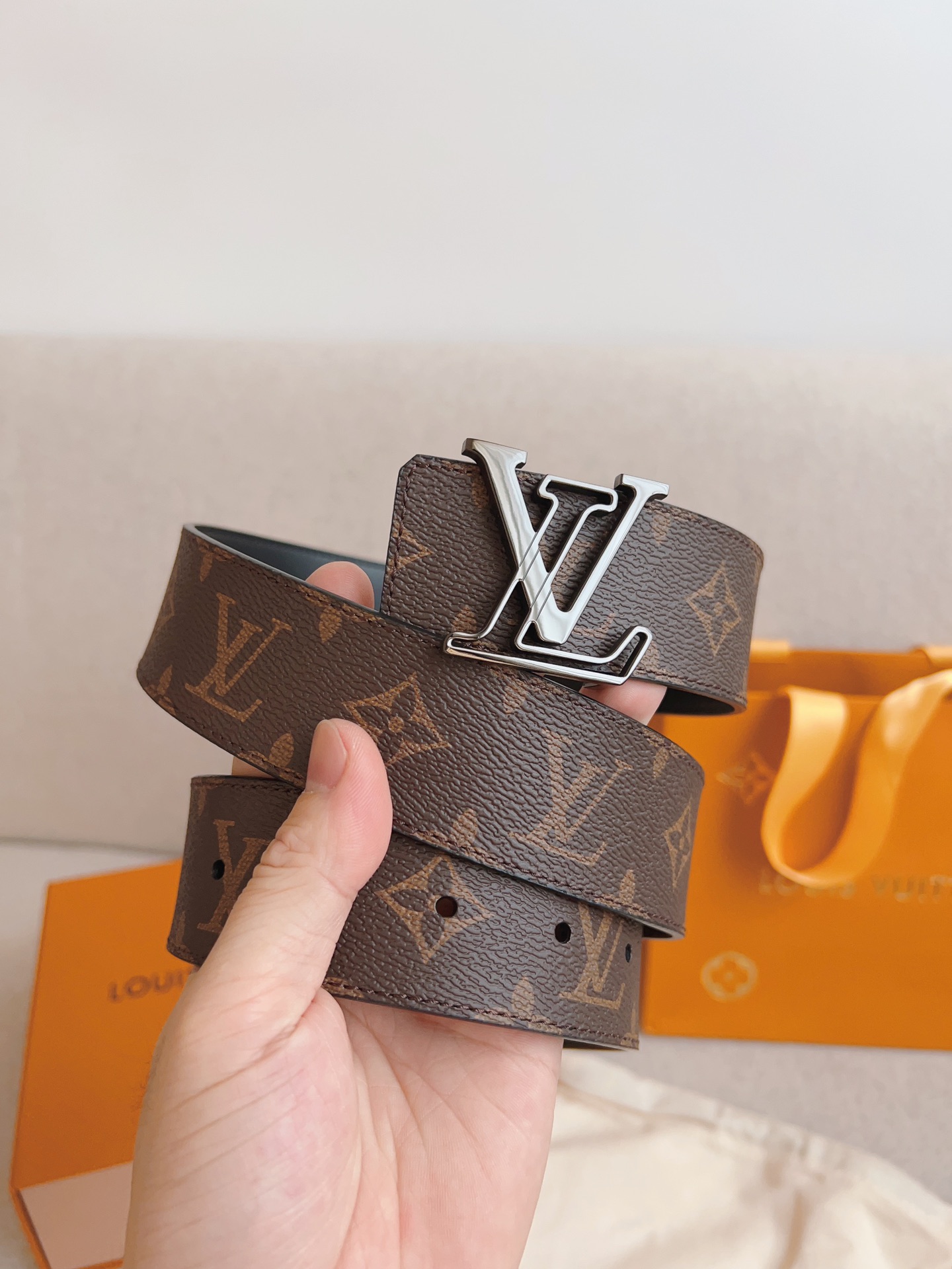Louis Vuitton Basic Belt 40mm-l