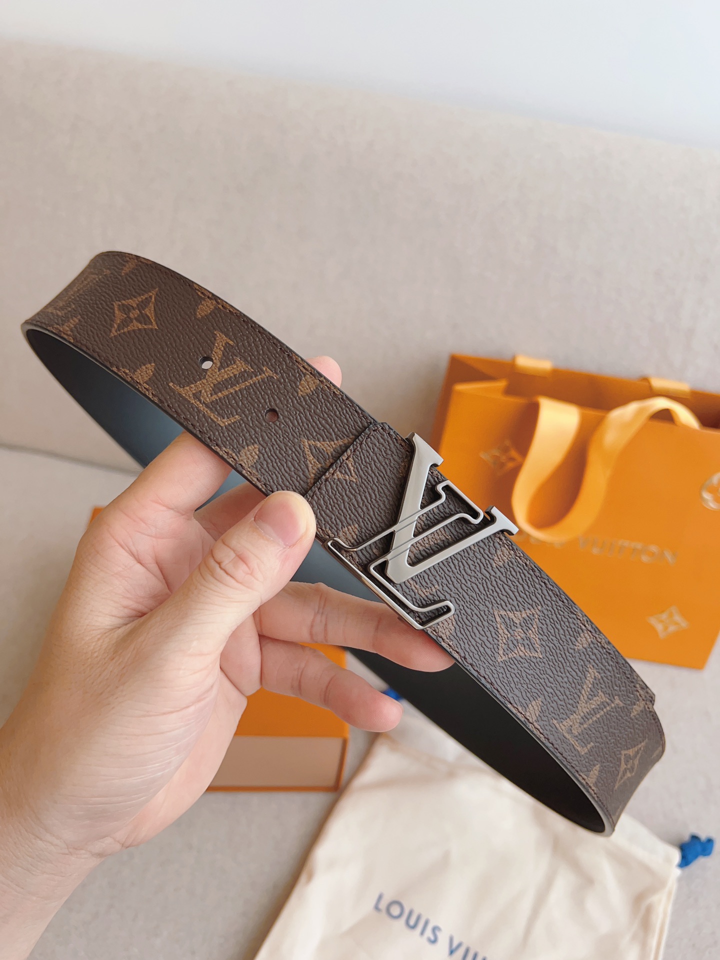 Louis Vuitton Basic Belt 40mm-l