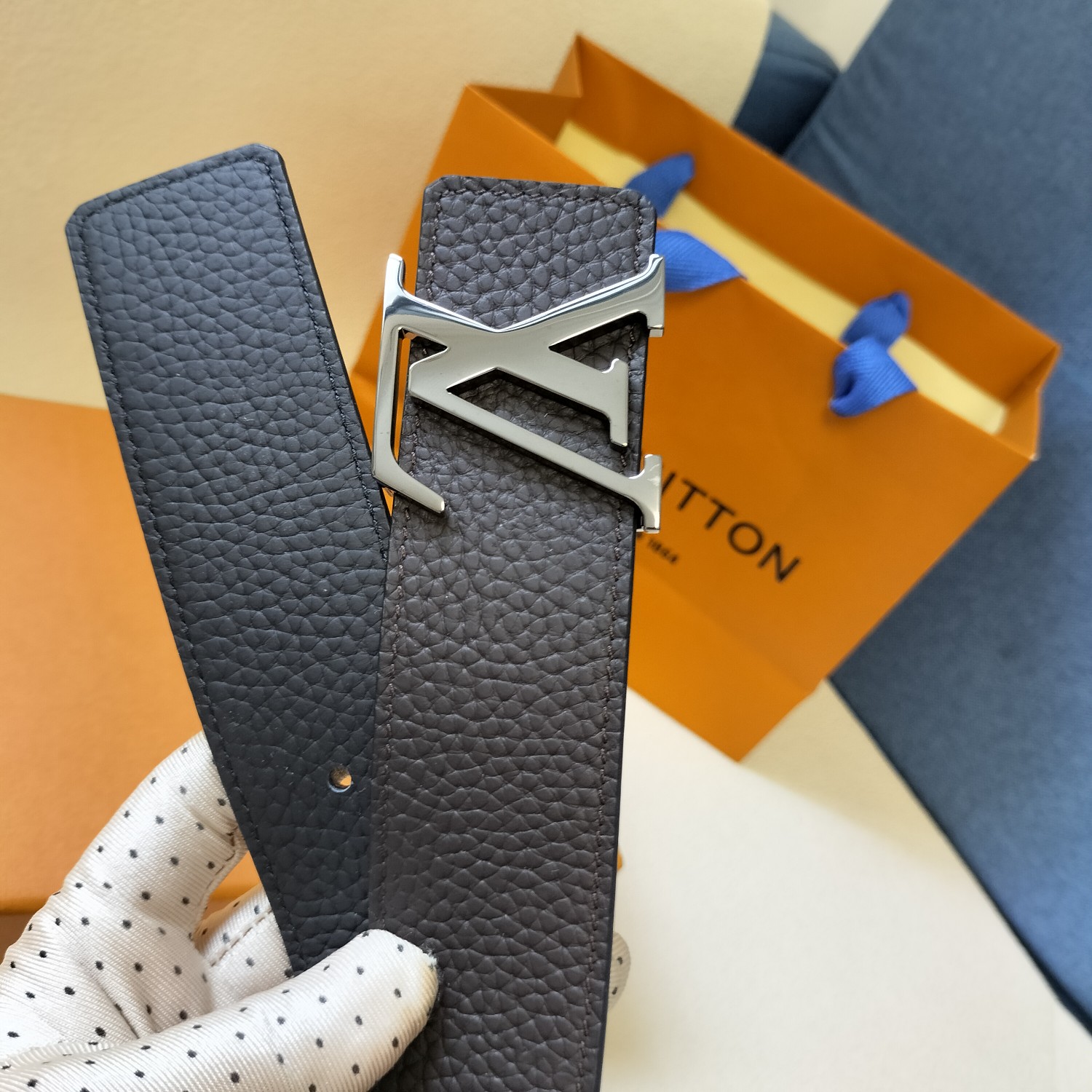 Louis Vuitton Basic Belt L