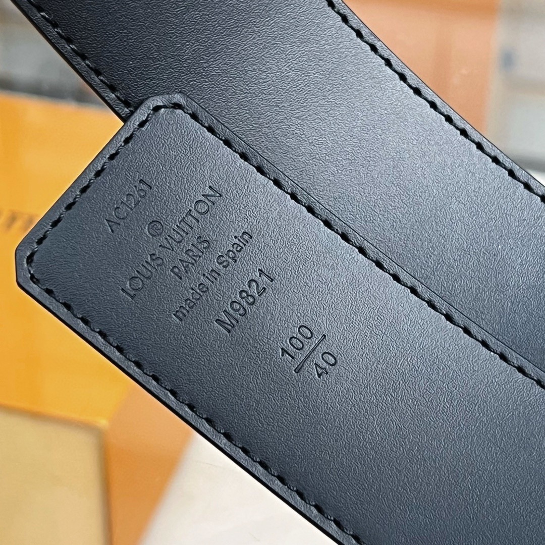 Louis Vuitton Male Basic Belt M-l