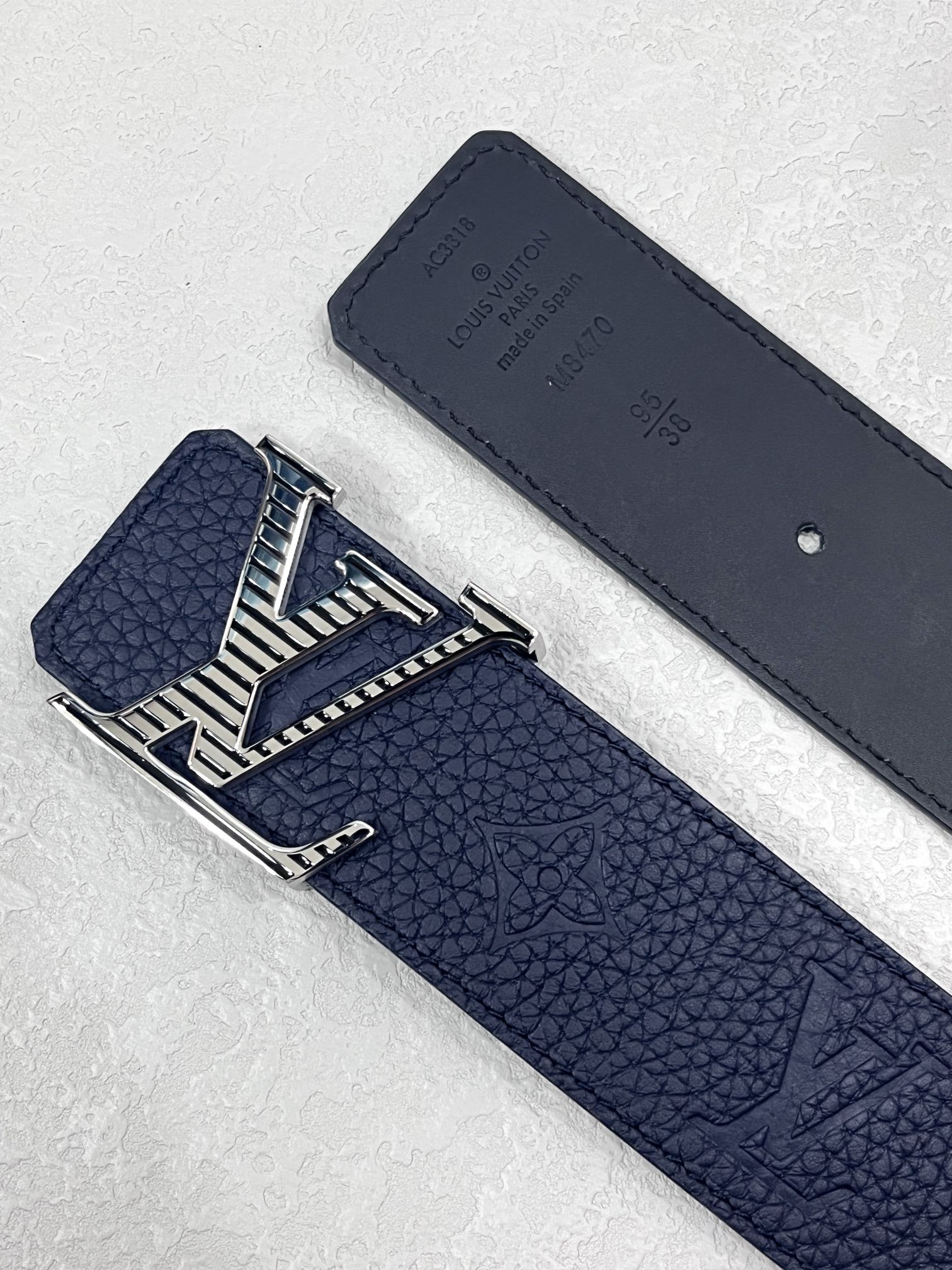 Louis Vuitton Male Basic Belt Cow Leather 40mm-l