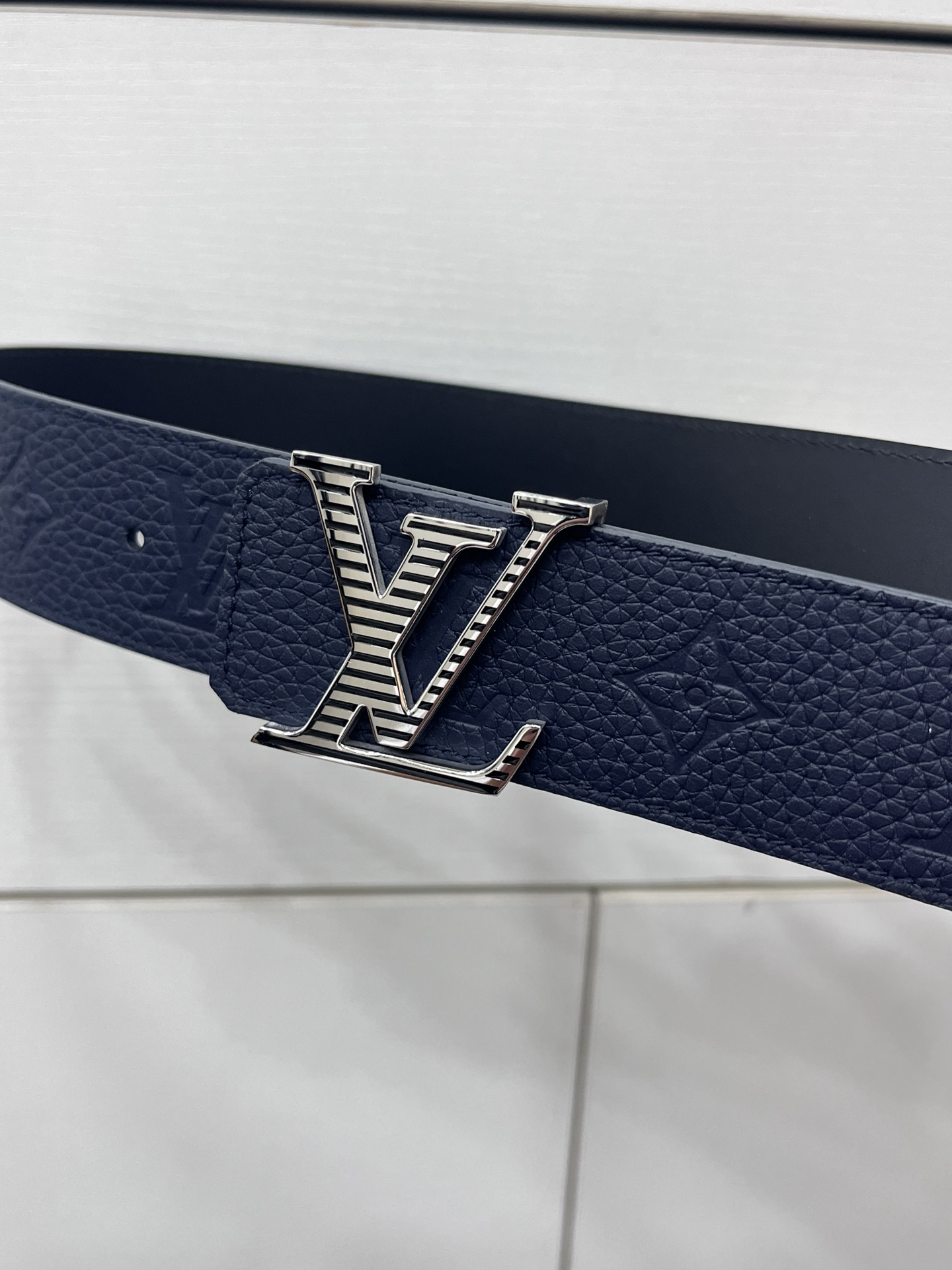 Louis Vuitton Male Basic Belt Cow Leather 40mm-l