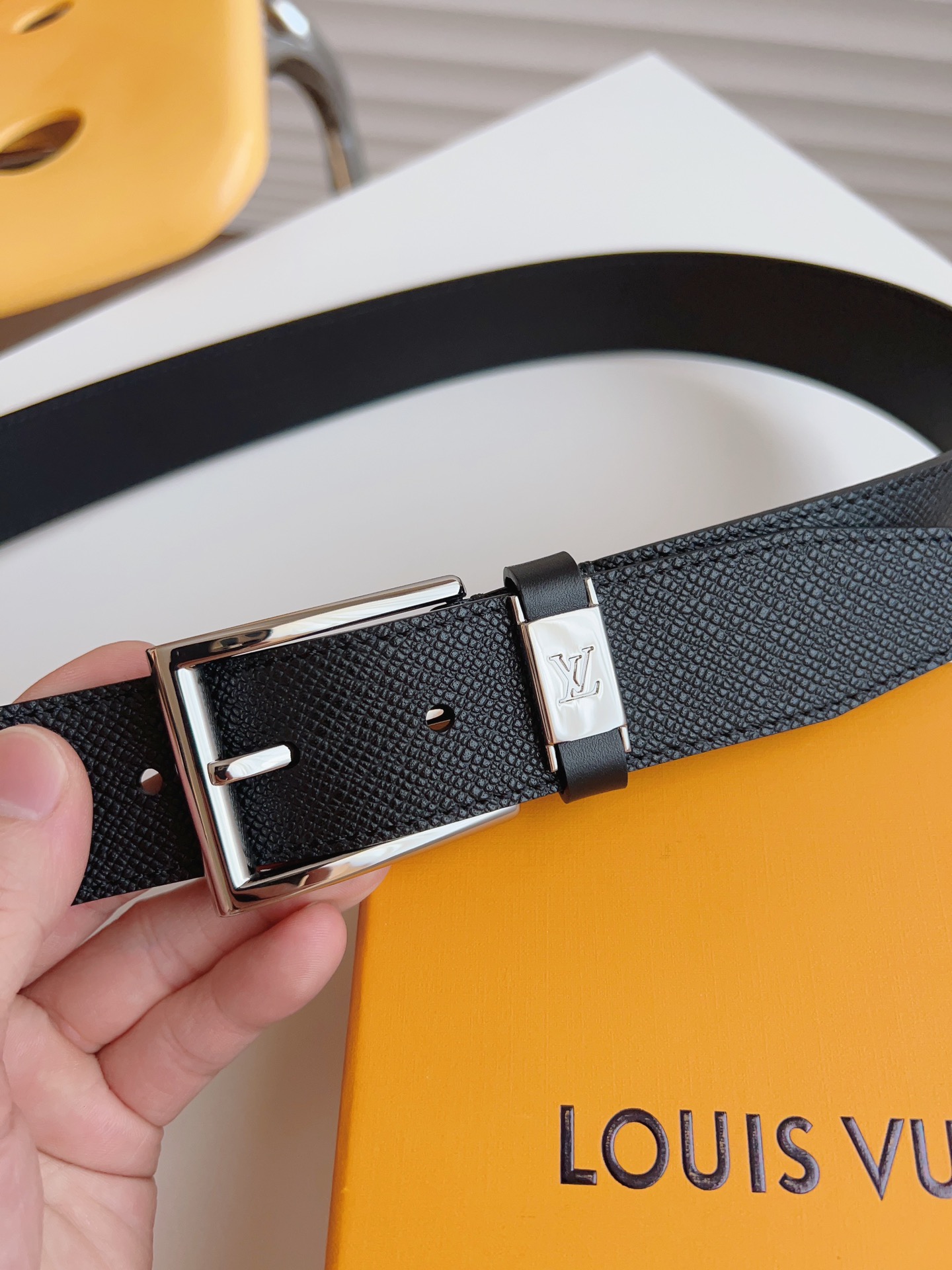 Louis Vuitton Male Basic Belt 35mm-l