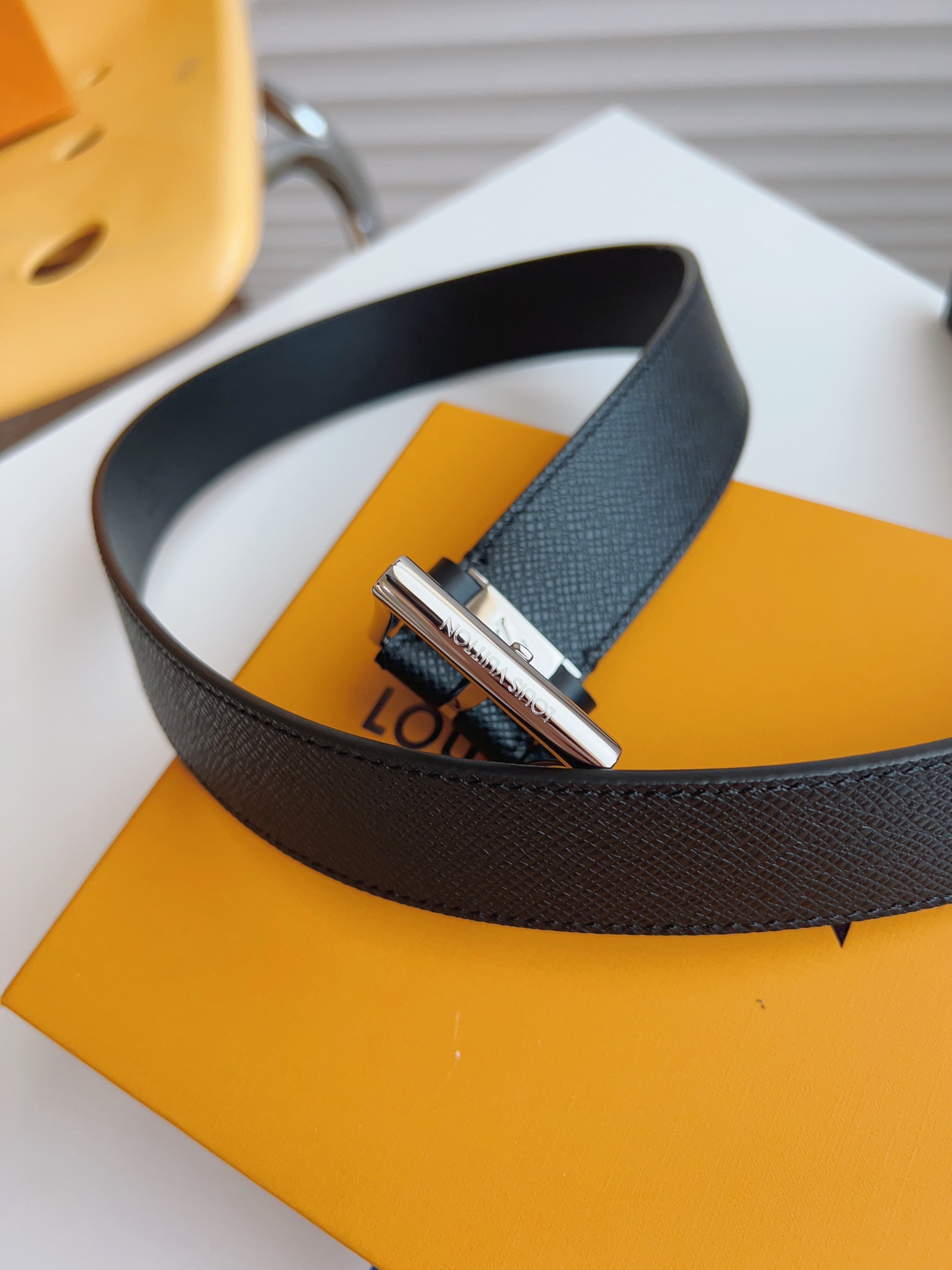 Louis Vuitton Male Basic Belt 35mm-l