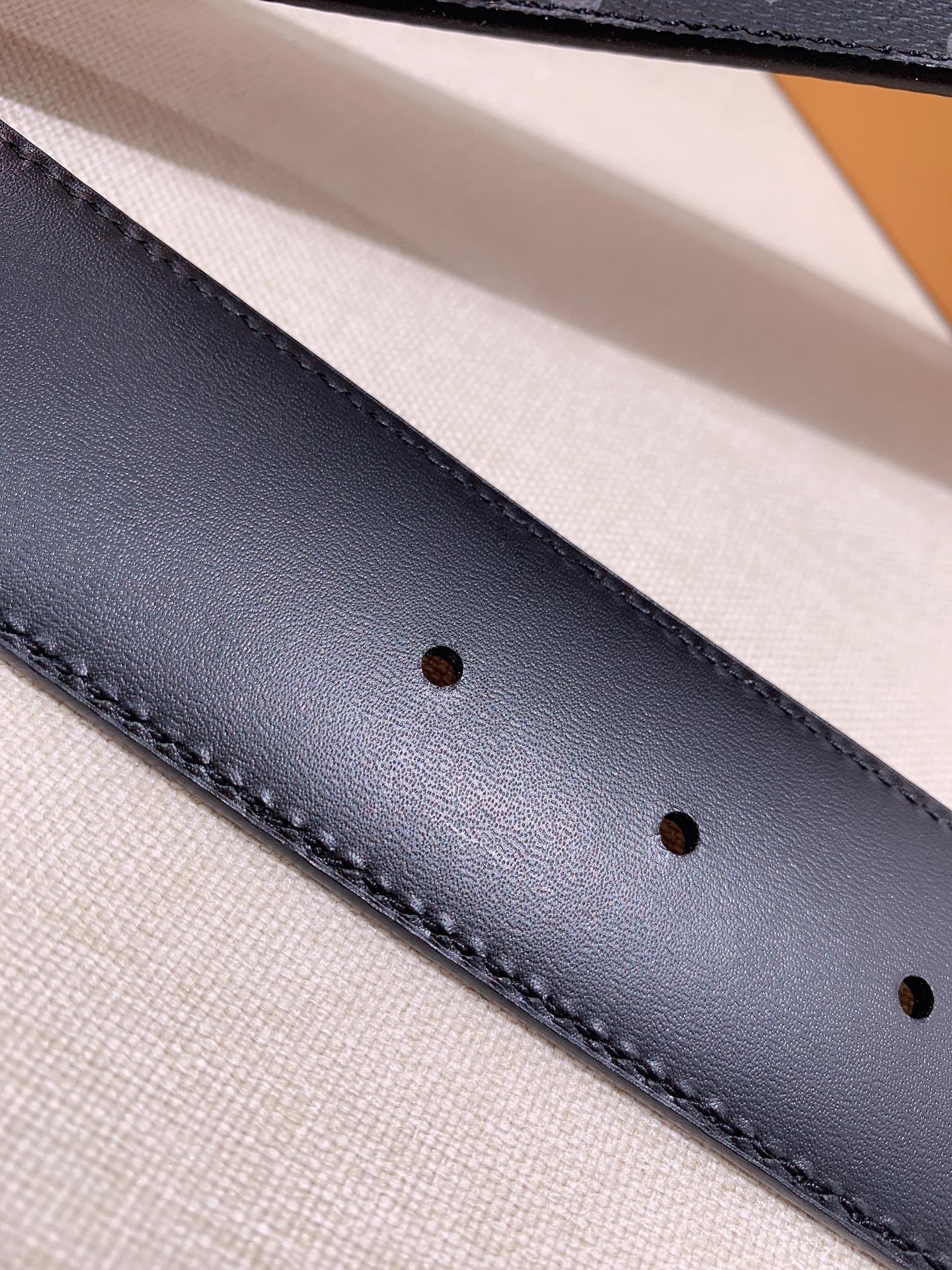 Louis Vuitton Male Basic Belt S-m-l