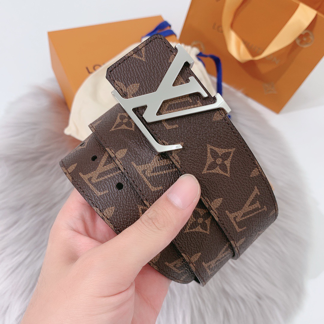 Louis Vuitton Male Basic Belt 40mm-l