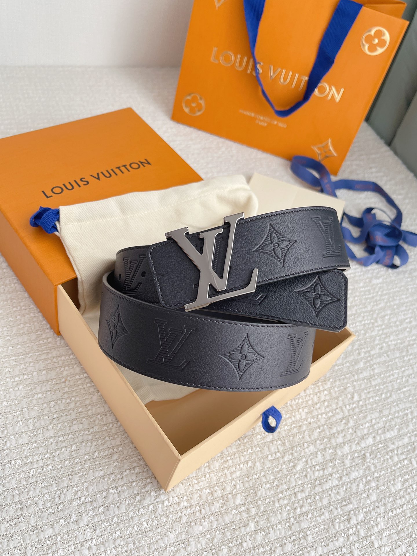 Louis Vuitton Male Basic Belt Cow Leather S-l