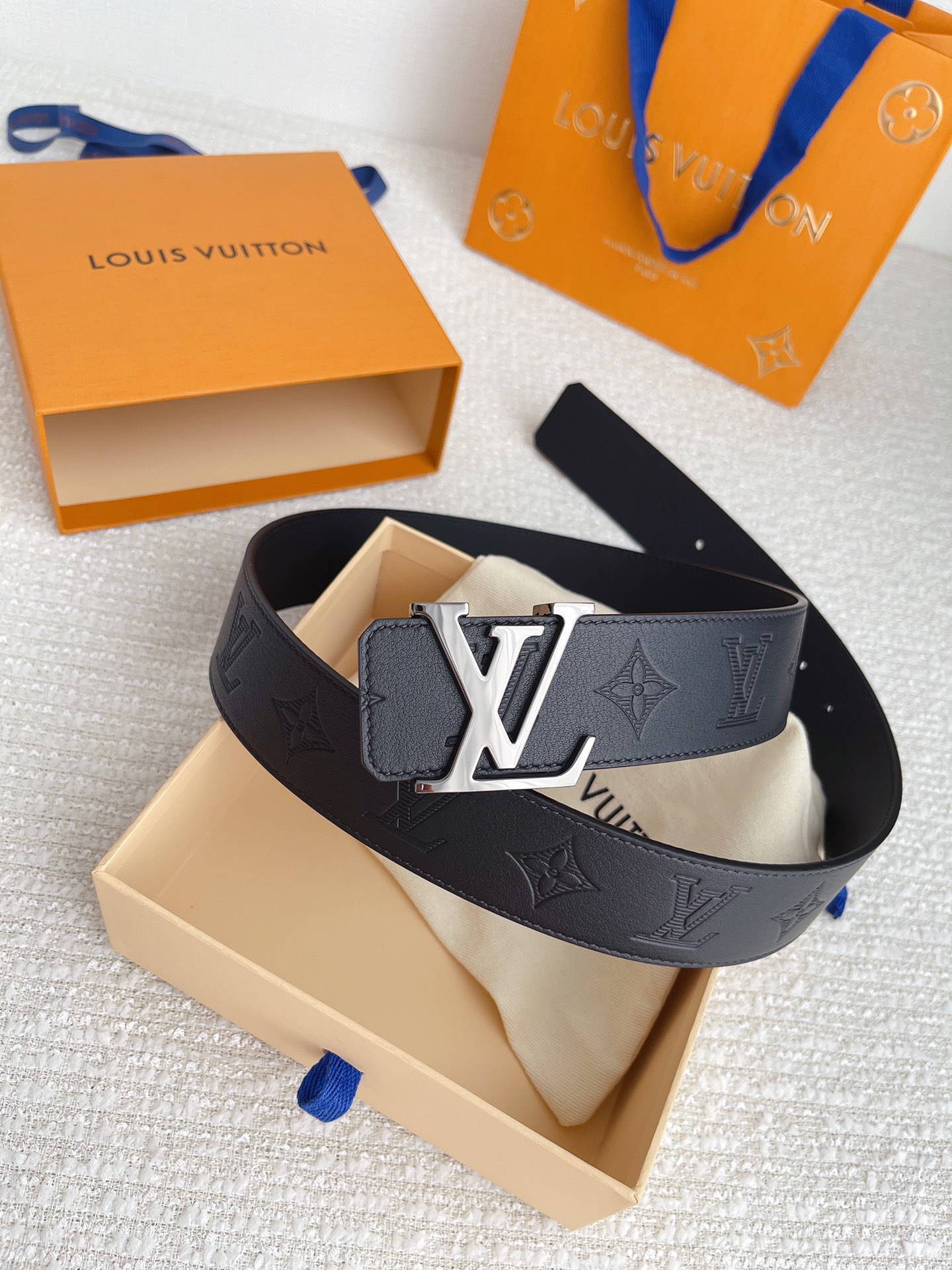 Louis Vuitton Male Basic Belt Cow Leather S-l