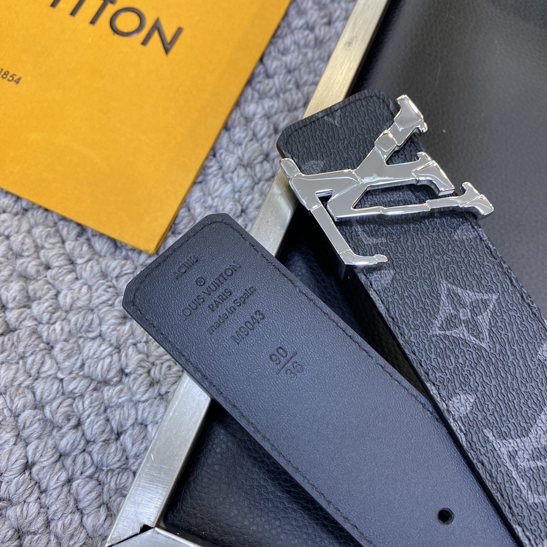 Louis Vuitton Male Leather Belt Top Grain Leather S-m-l