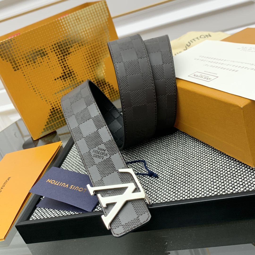 Louis Vuitton Male Leather Belt L