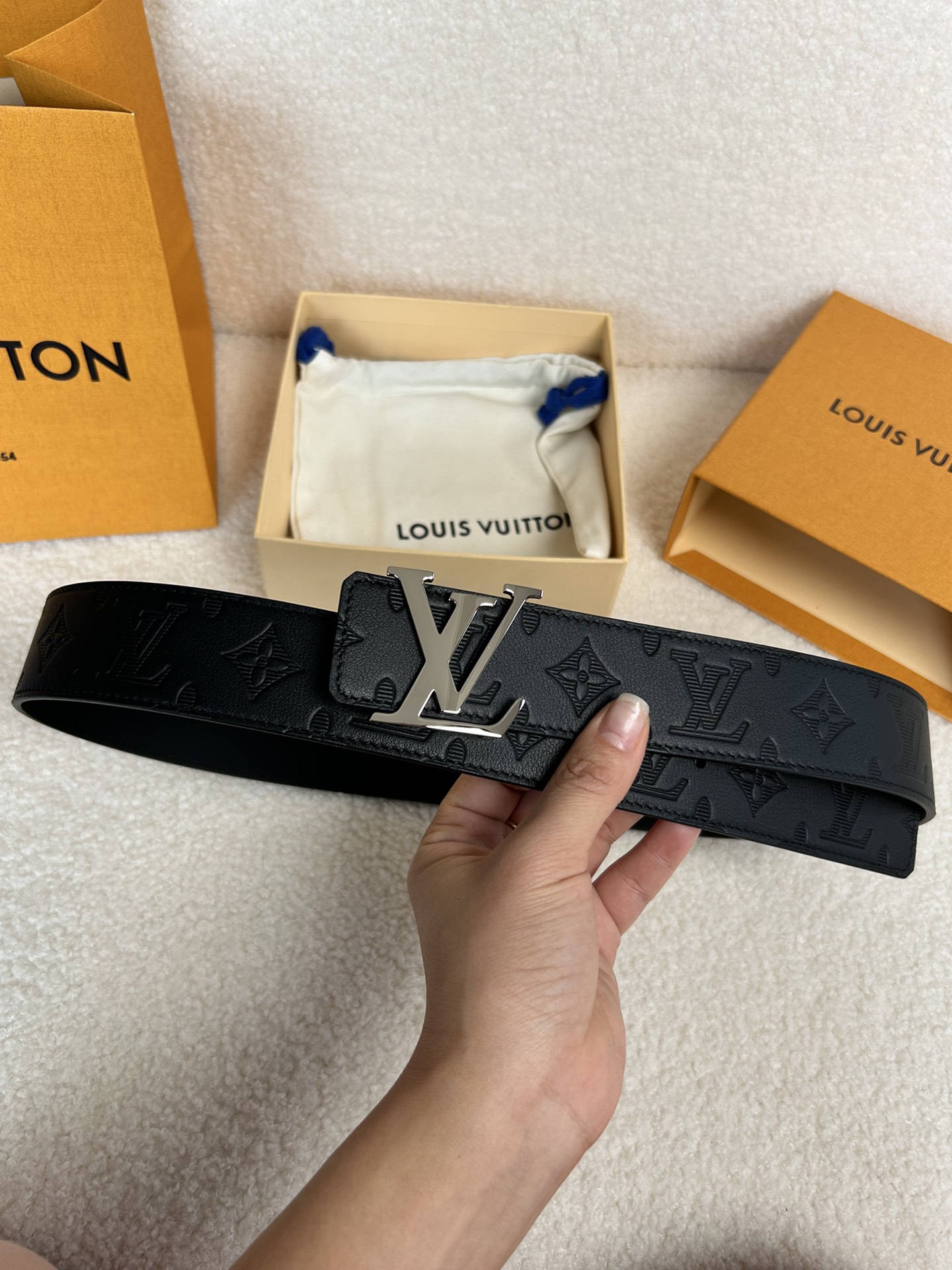 Louis Vuitton Male Basic Belt Cow Leather M-l