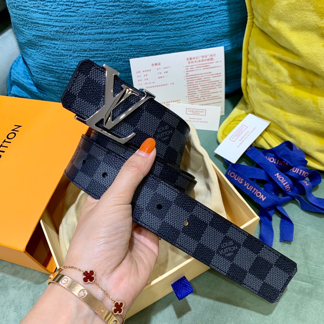 Louis Vuitton Male Leather Belt Cow Leather Black S-m-l