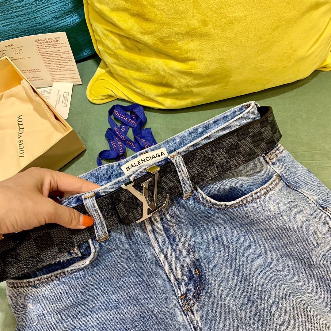 Louis Vuitton Male Leather Belt Cow Leather Black S-m-l