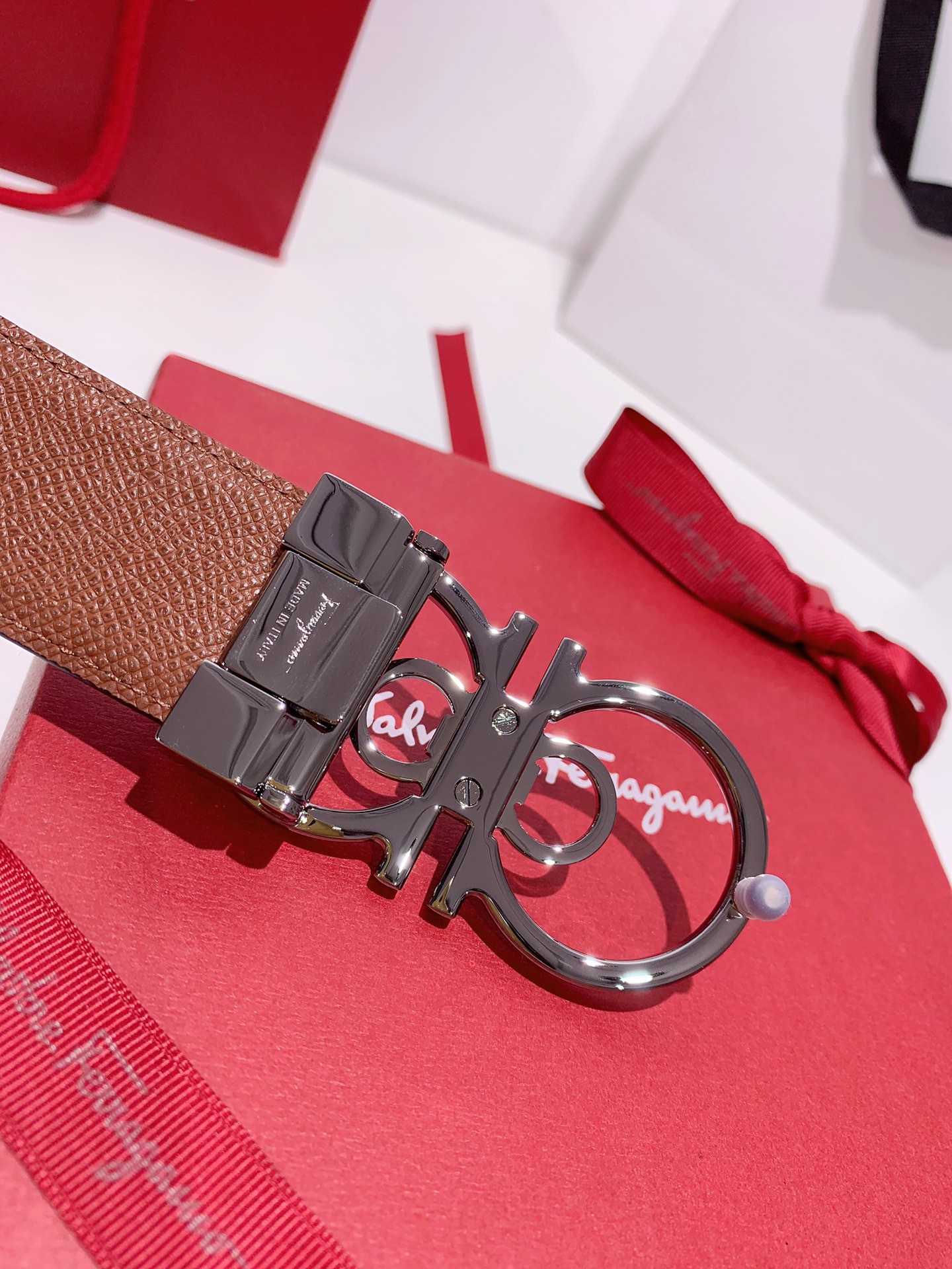 Salvatore Ferragamo Male Leather Belt Top Grain Leather S-m-l