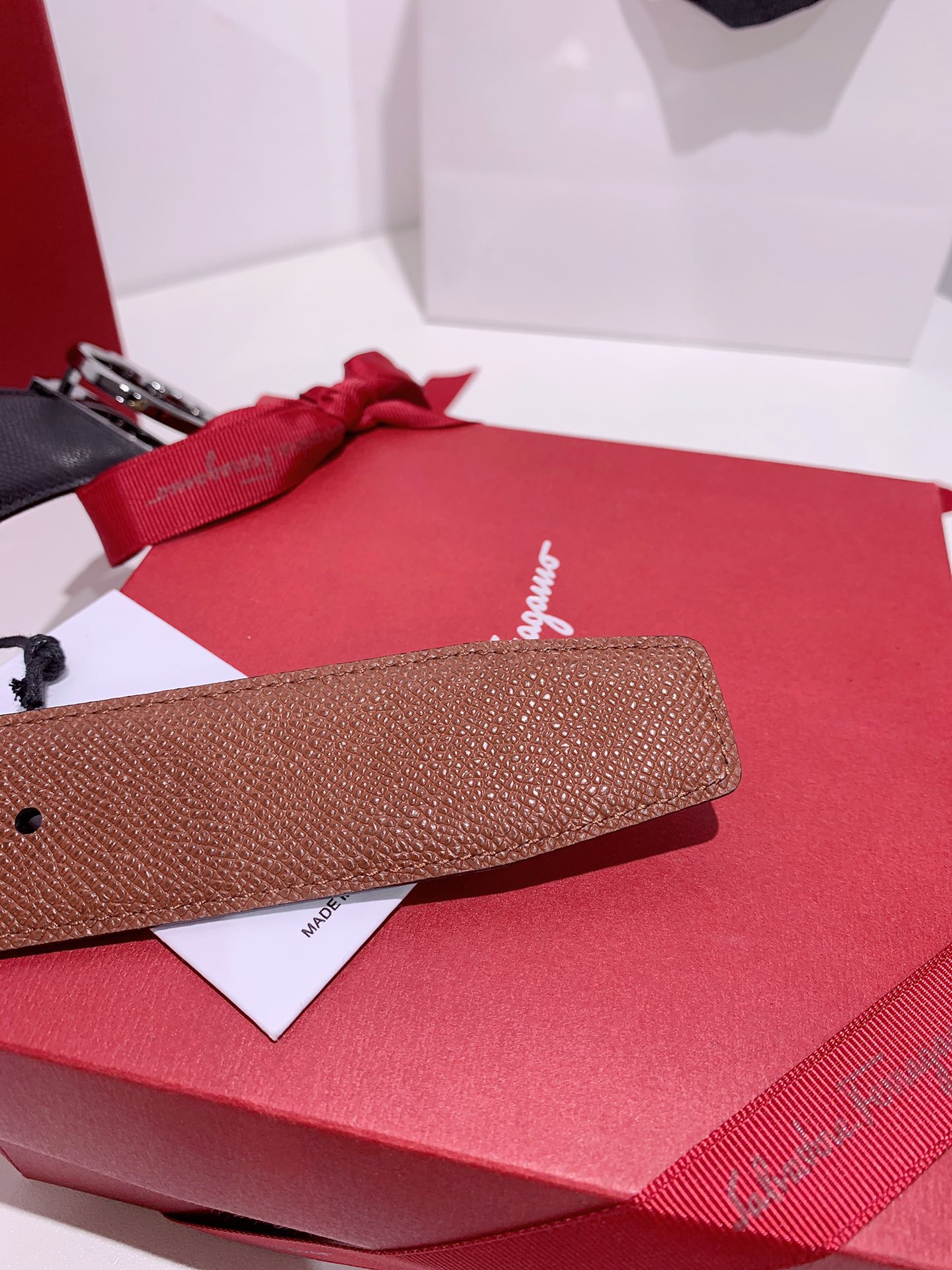 Salvatore Ferragamo Male Leather Belt Top Grain Leather S-m-l