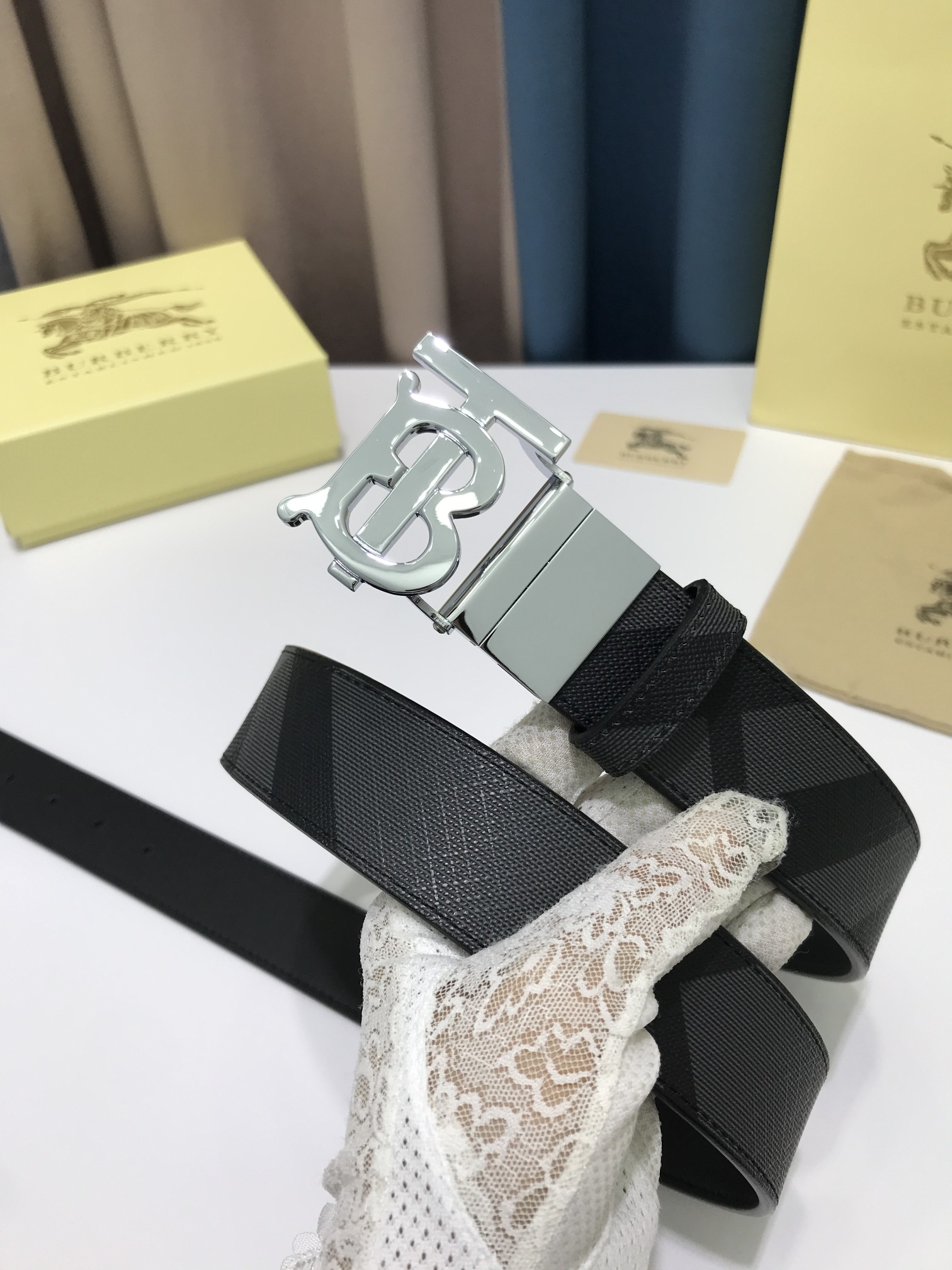 Burberry Leather Belt Cow Leather