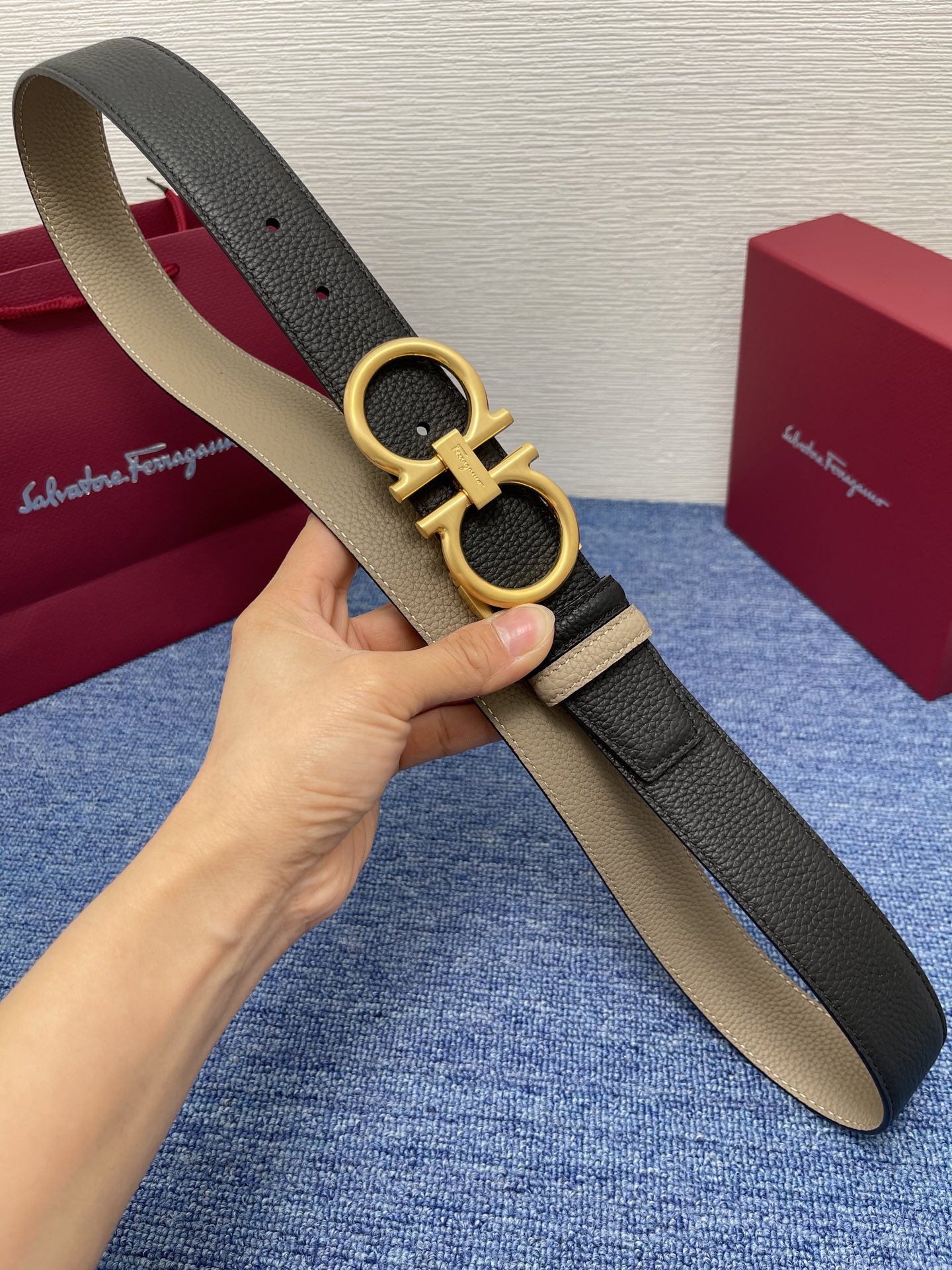 Salvatore Ferragamo Leather Belt Cow Leather Black M