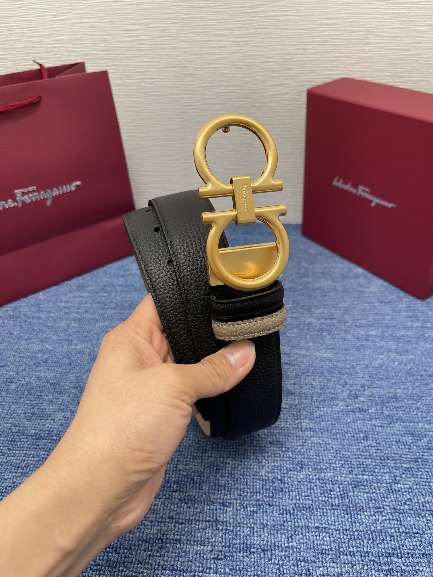 Salvatore Ferragamo Leather Belt Cow Leather Black M