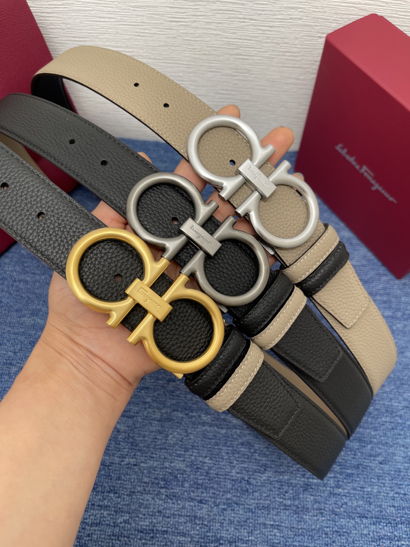 Salvatore Ferragamo Leather Belt Cow Leather Black M